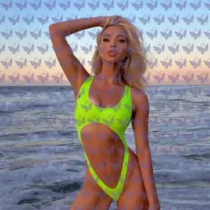 Имя: Маргарет, Возраст: 24, Грудь: 1