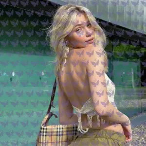 Имя: Мари, Возраст: 23, Грудь: 1