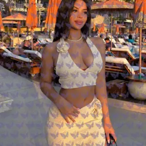 Имя: Мариана, Возраст: 26, Грудь: 2