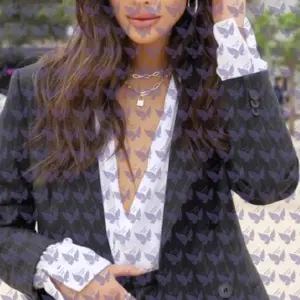 Имя: Мариана, Возраст: 25, Грудь: 1