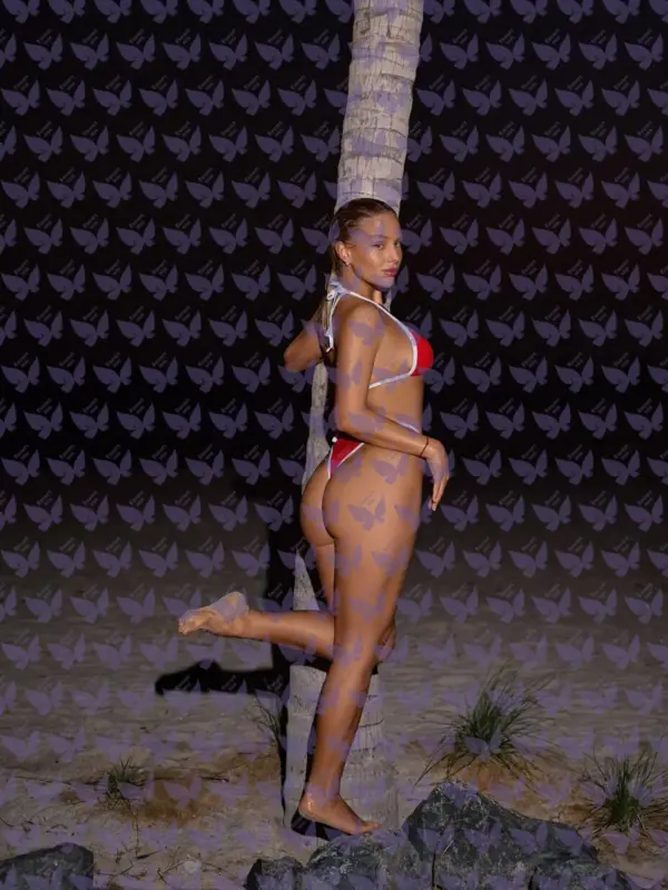 Имя: Мария, Возраст: 21, Грудь: 2