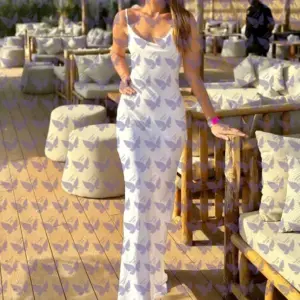 Имя: Марика, Возраст: 23, Грудь: 2