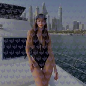 Имя: Марлен, Возраст: 20, Грудь: 1