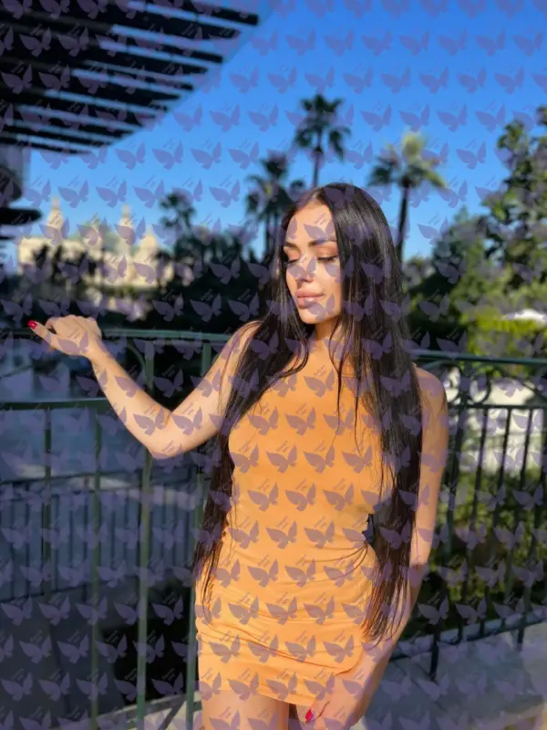 Имя: Марлен, Возраст: 25, Грудь: 2