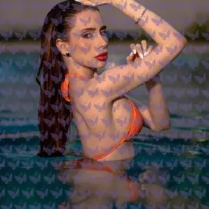 Имя: Maxima, Возраст: 25, Грудь: 2