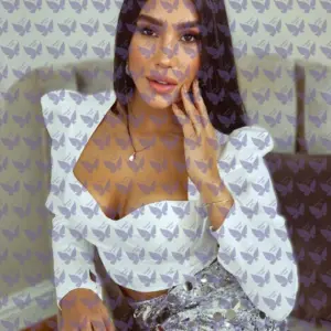 Имя: Мел, Возраст: 23, Грудь: 3