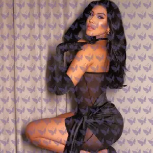 Имя: Мел, Возраст: 23, Грудь: 3