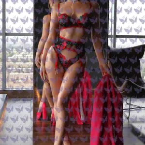 Имя: Мелани, Возраст: 28, Грудь: 3