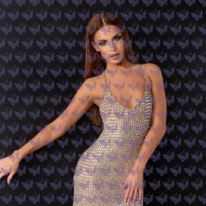 Имя: Мелания, Возраст: 22, Грудь: 2