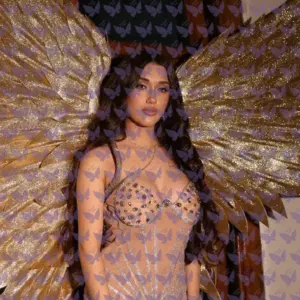 Имя: Меринда, Возраст: 23, Грудь: 3