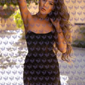 Имя: Мия, Возраст: 25, Грудь: 2