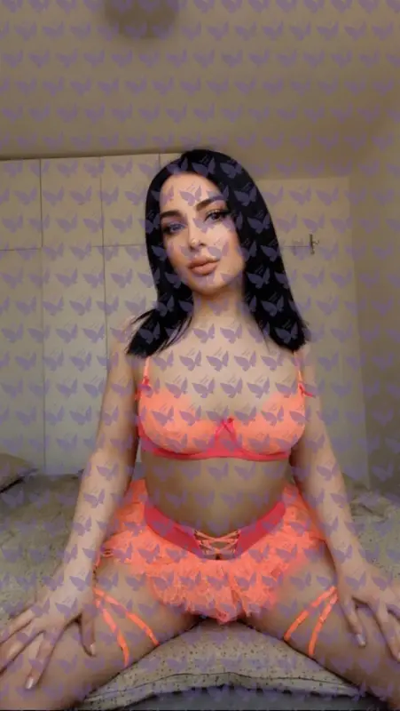 Имя: Мила, Возраст: 26, Грудь: 2