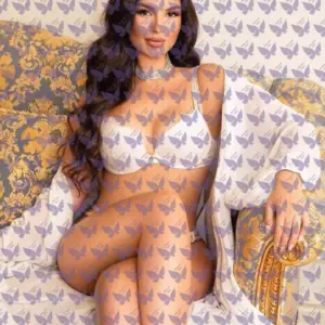 Имя: Мила, Возраст: 25, Грудь: 2