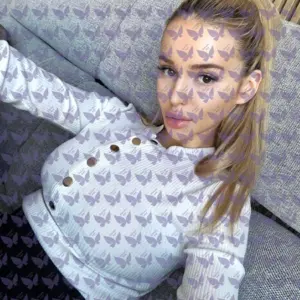 Имя: Милена, Возраст: 21, Грудь: 2