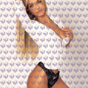 Имя: Миленна, Возраст: 23, Грудь: 2