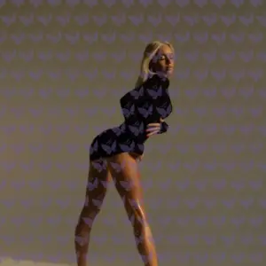 Имя: Мира, Возраст: 23, Грудь: 2