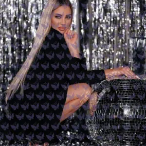 Имя: Мирабелла, Возраст: 25, Грудь: 2