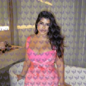 Имя: Мирика, Возраст: 24, Грудь: 4