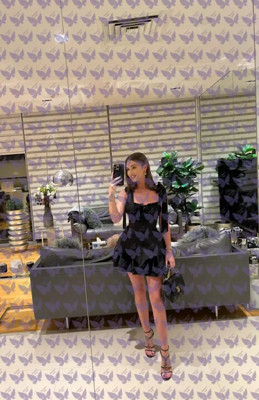 Имя: Надя, Возраст: 23, Грудь: 2