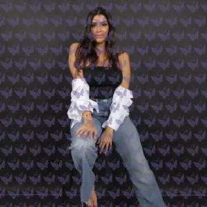 Имя: Найла, Возраст: 25, Грудь: 3