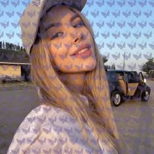 Имя: Наоми, Возраст: 19, Грудь: 1