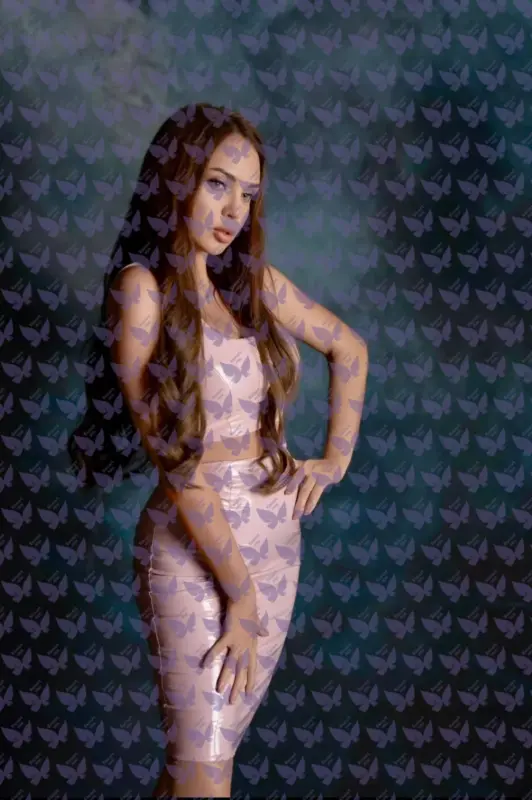 Имя: Настина, Возраст: 34, Грудь: 3