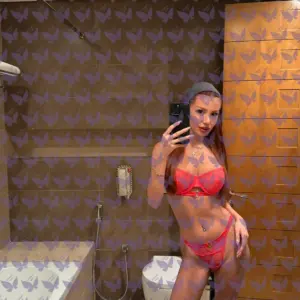 Имя: Негина, Возраст: 25, Грудь: 3