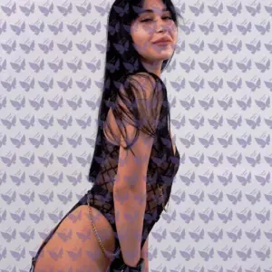 Имя: Нелли, Возраст: 20, Грудь: 1