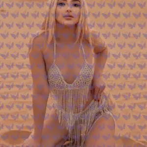 Имя: Николь, Возраст: 19, Грудь: 2