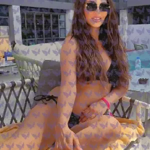 Имя: Ниннель, Возраст: 30, Грудь: 3