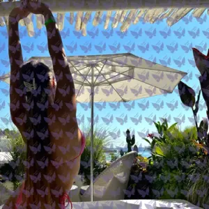 Имя: Ноэль, Возраст: 19, Грудь: 2