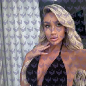 Имя: Норина, Возраст: 24, Грудь: 3