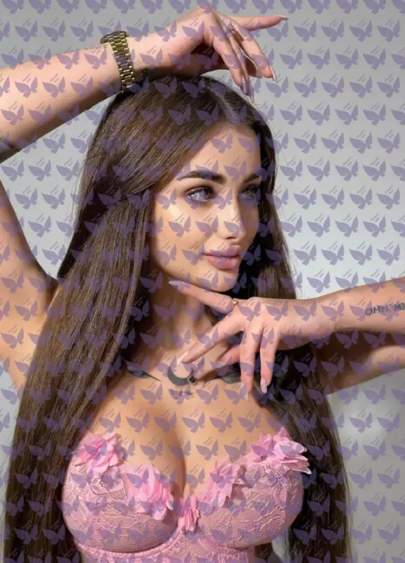 Имя: Новелла, Возраст: 22, Грудь: 3