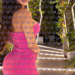 Имя: Памела, Возраст: 24, Грудь: 3