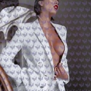 Имя: Пейсли, Возраст: 24, Грудь: 3