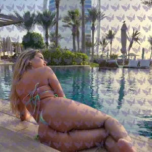 Имя: Полиана, Возраст: 28, Грудь: 3