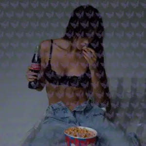 Имя: Полина, Возраст: 26, Грудь: 2