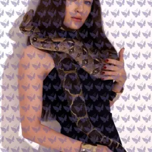 Имя: Роксолана, Возраст: 27, Грудь: 2