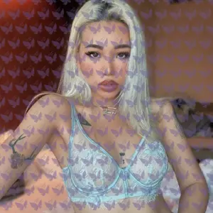 Имя: Рози, Возраст: 25, Грудь: 2