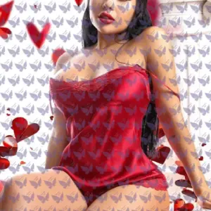 Имя: Руби, Возраст: 31, Грудь: 2