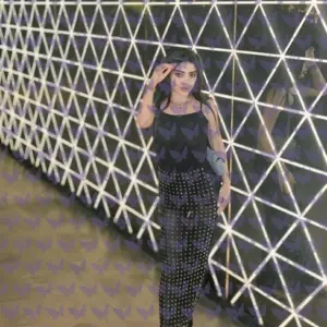 Имя: Шайми, Возраст: 24, Грудь: 1