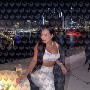 Имя: Сальма, Возраст: 35, Грудь: 4