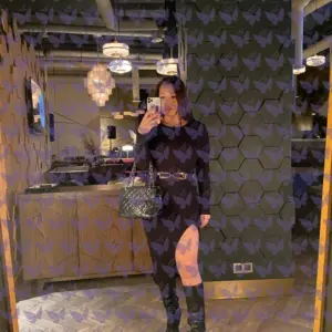 Имя: Сальма, Возраст: 35, Грудь: 4