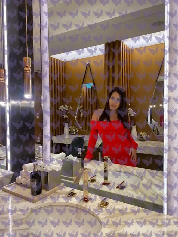 Имя: Сальма, Возраст: 35, Грудь: 4