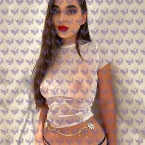 Имя: Самира, Возраст: 20, Грудь: 3