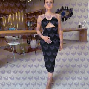 Имя: Санта, Возраст: 25, Грудь: 3