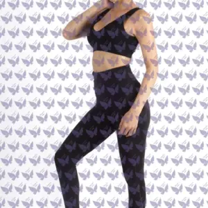 Имя: Санта, Возраст: 25, Грудь: 2