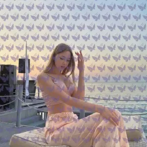 Имя: Саша, Возраст: 18, Грудь: 2