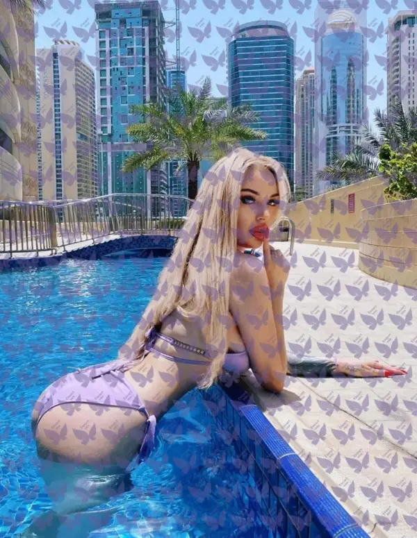 Имя: Саша, Возраст: 25, Грудь: 3