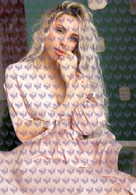 Имя: Саша, Возраст: 20, Грудь: 3